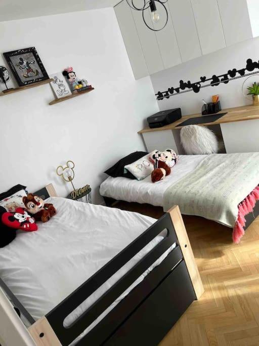 Cosy Penthouse - Large Balconies With Views - 5Min Disneyland 세리스 외부 사진